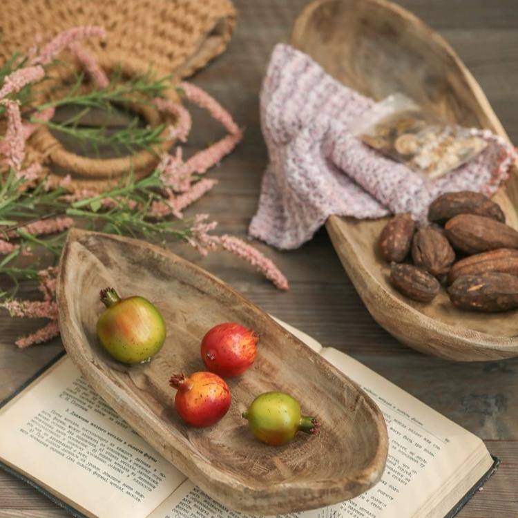 RusticReach Retro Wooden Boat-Shaped Fruit Platter