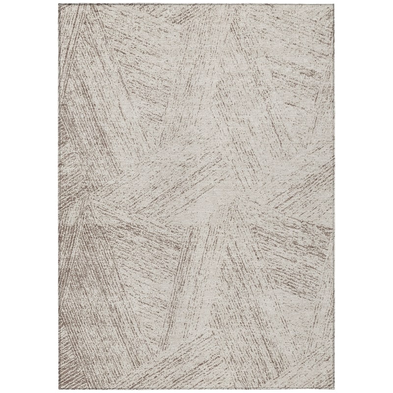 Machine Washable Indoor/ Outdoor Solid Geo Chantille Rug