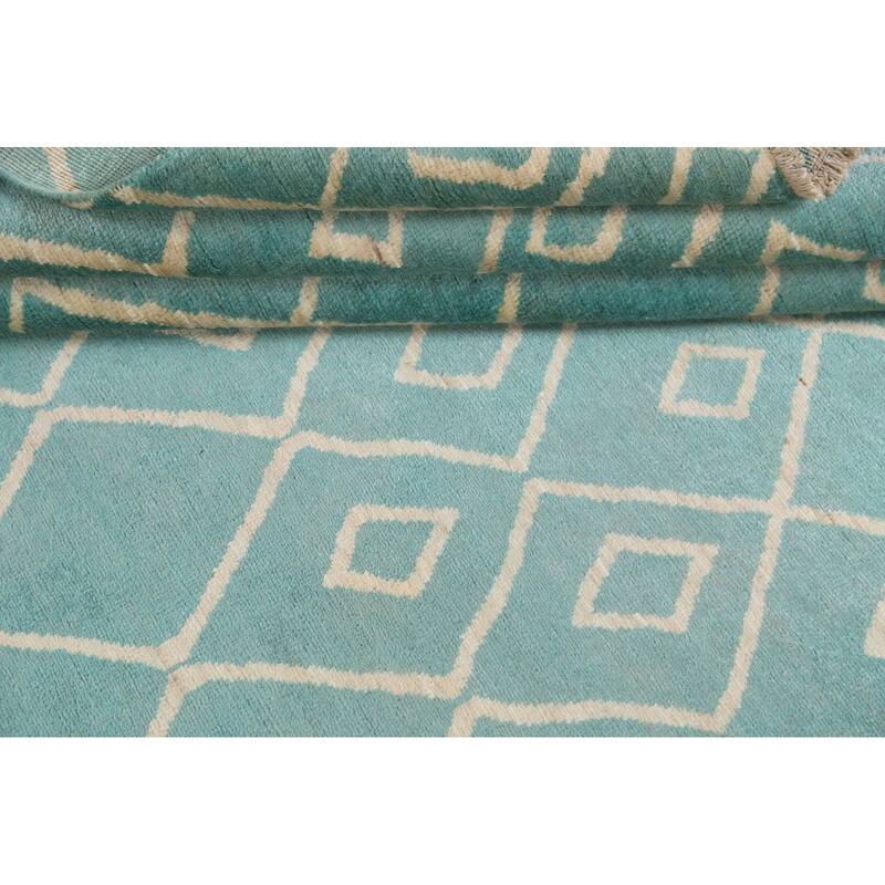 Contemporary Moroccan Vegetable Dye Area Rug Hand-knotted Wool Carpet - 5'6" x 7'9"