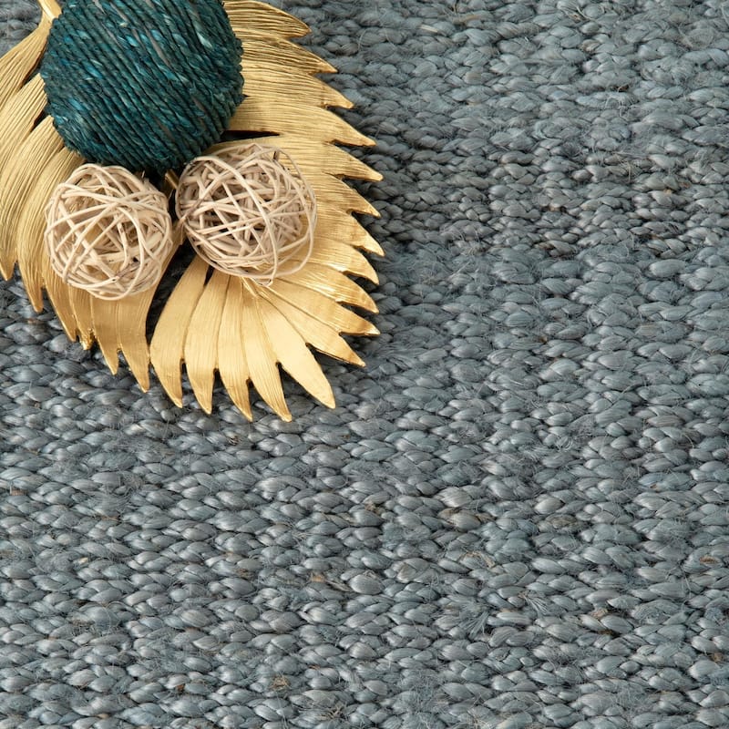 Nuloom Handmade Benavides Tassel Area Rug