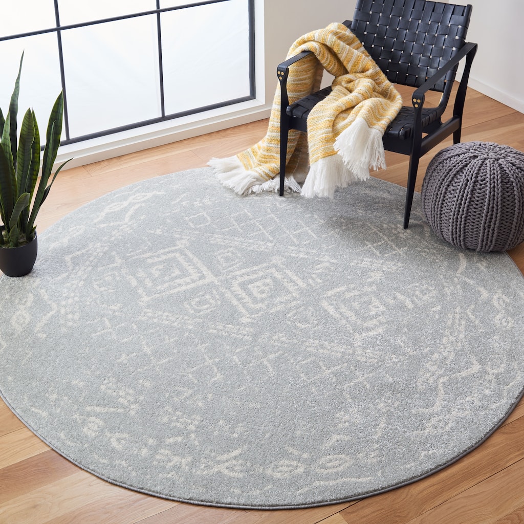 SAFAVIEH Tulum Hinnertje Rustic Moroccan Boho Tribal Distressed Rug - 6'7" Round