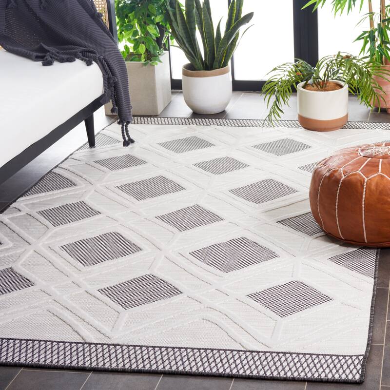 SAFAVIEH Cabana Margith Trellis Waterproof Patio Backyard Rug - 9' x 12' - Ivory/Black