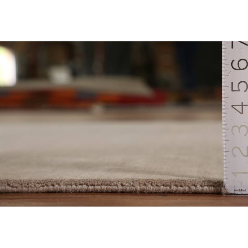 Hand Knotted Oriental 100% Wool Carpet Tribal Animal Pictorial Beige & Ivories Gabbeh Area Rug - 7' 7'' X 5' 4''