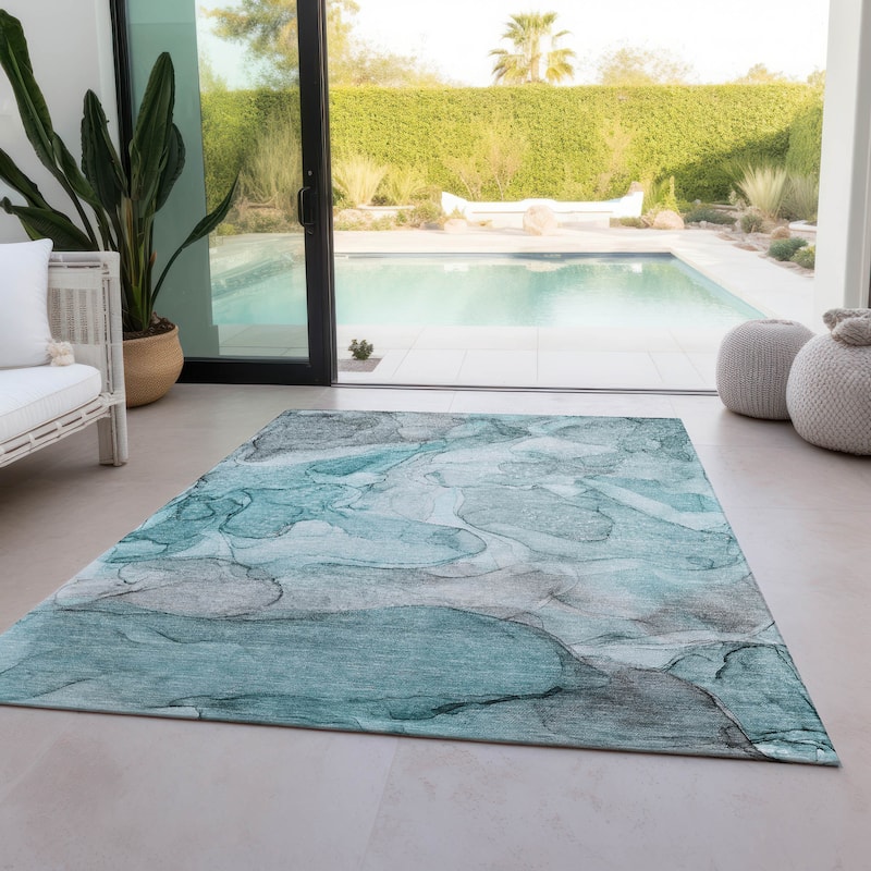 Machine Washable Indoor/ Outdoor Abstract Chantille Rug