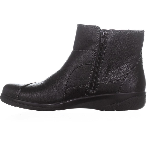 clarks cheyn work ankle boot