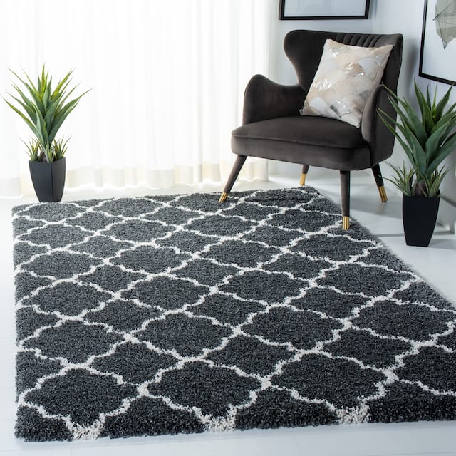 SAFAVIEH Hudson Shag Vitchka Glam Trellis 2-inch Area Rug - 4' x 6' - Dark Grey/Ivory
