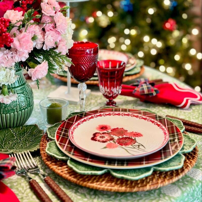 Eden green round tablecloth