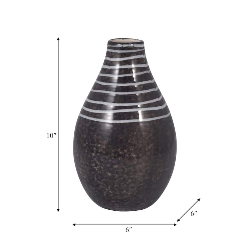 Sagebrook Home Ceramic Vase - Perfect For Stylish Floral Arrangements