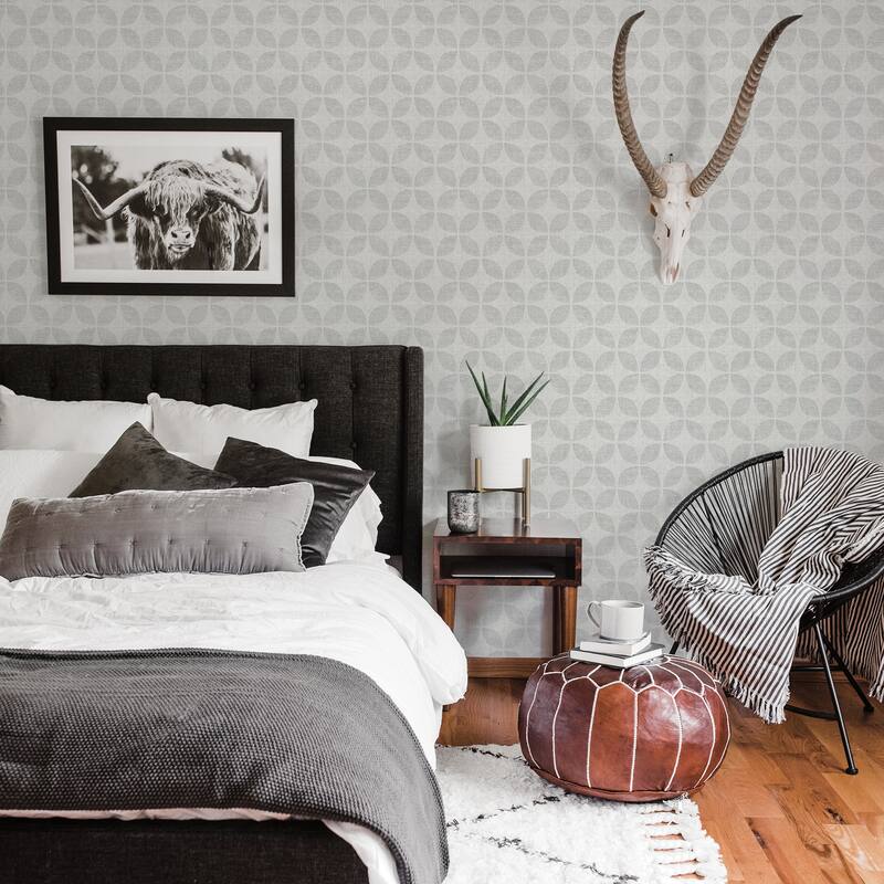 A-Street Prints Polaris Silver Geometric Wallpaper