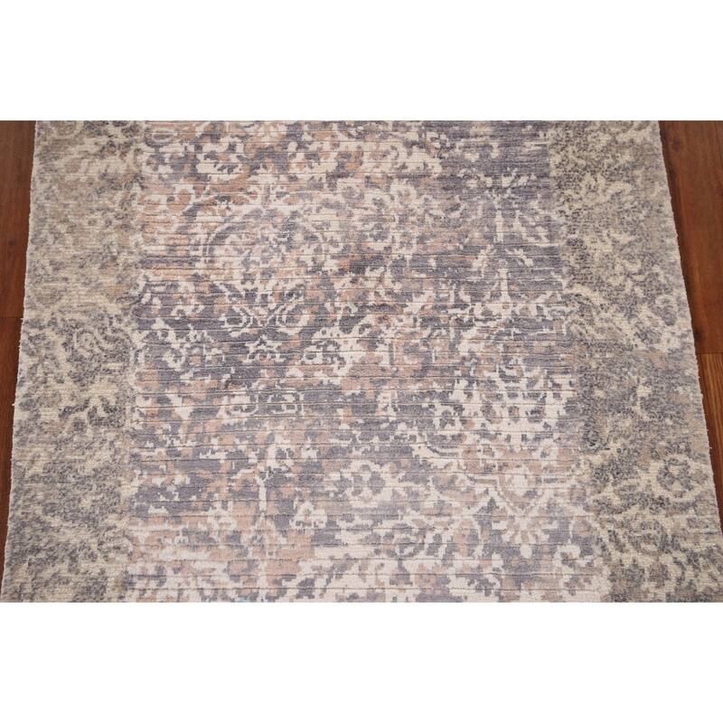 Abstract Oriental Accent Rug Hand-Knotted Wool Carpet - 2'8" x 4'9"