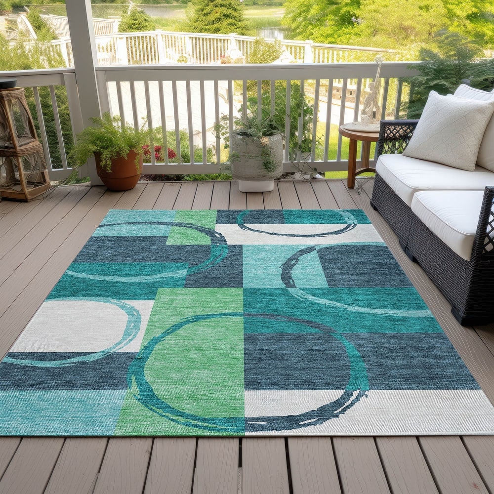Machine Washable Indoor/ Outdoor Contemporary Chantille Rug