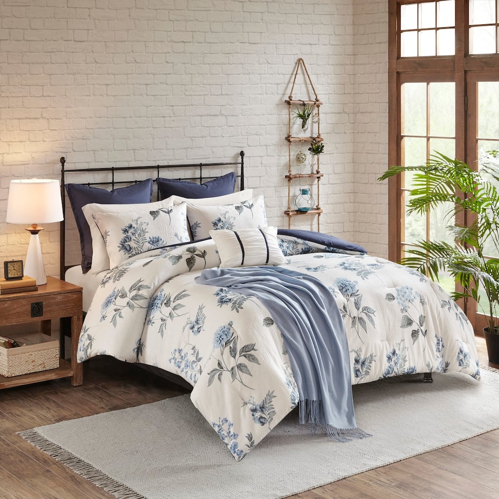 GDF Studio - Zennia 7 Piece Printed Seersucker Comforter Set with Throw Blanket
