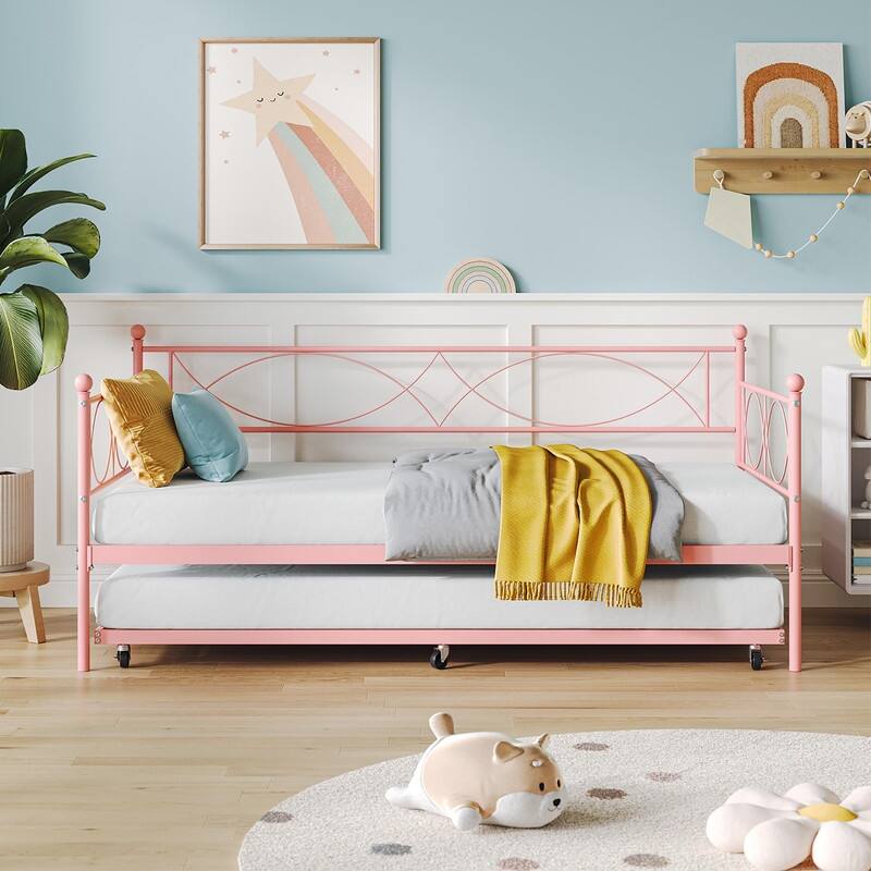 Twin Metal Daybed with Pull-Out Trundle