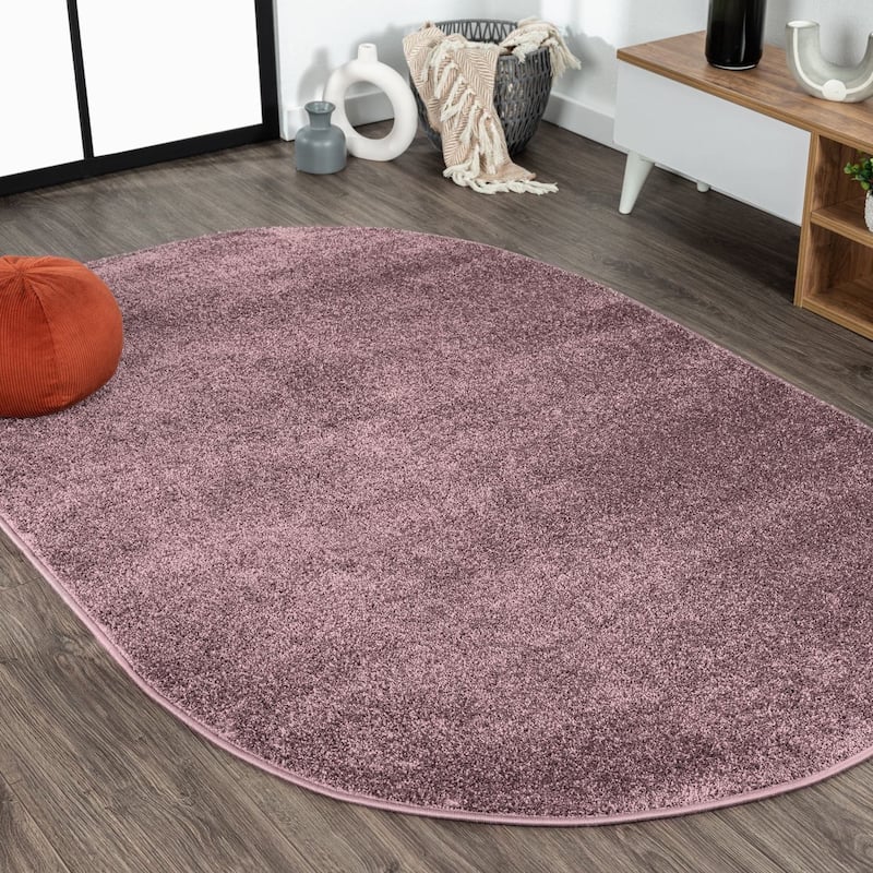 JONATHAN Y Tumbling Solid Low-Pile Area Rug - 4 X 6 Oval - Light Purple