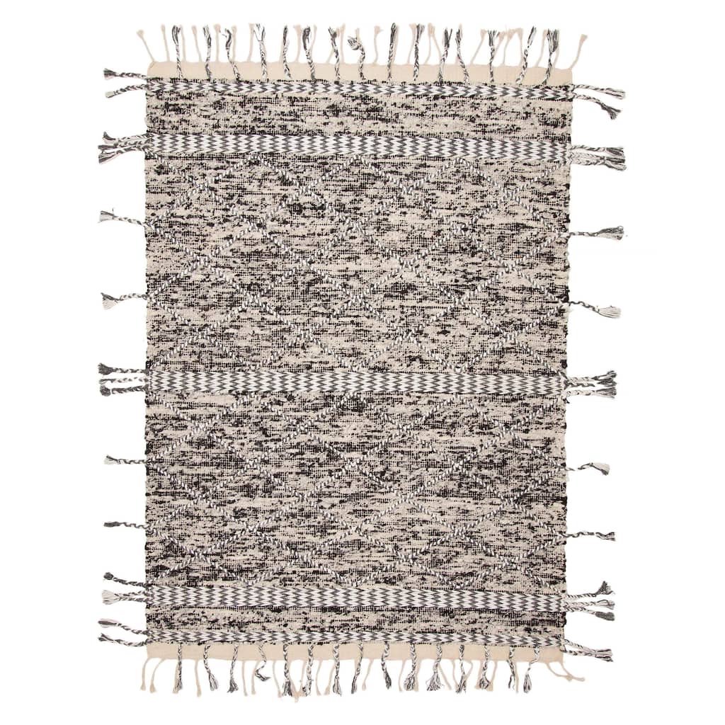 Sienna Black Rug 5'6" x 8'1" - 5'6 x 8'1