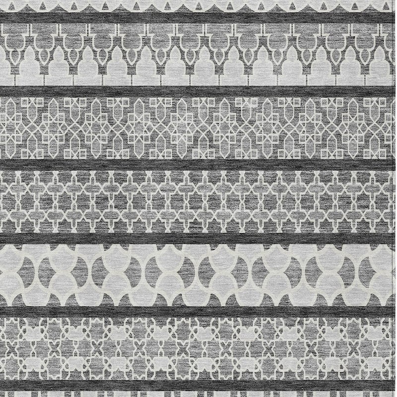HomeRoots Quatrefoil Transitional Rectangle Outdoor Rug