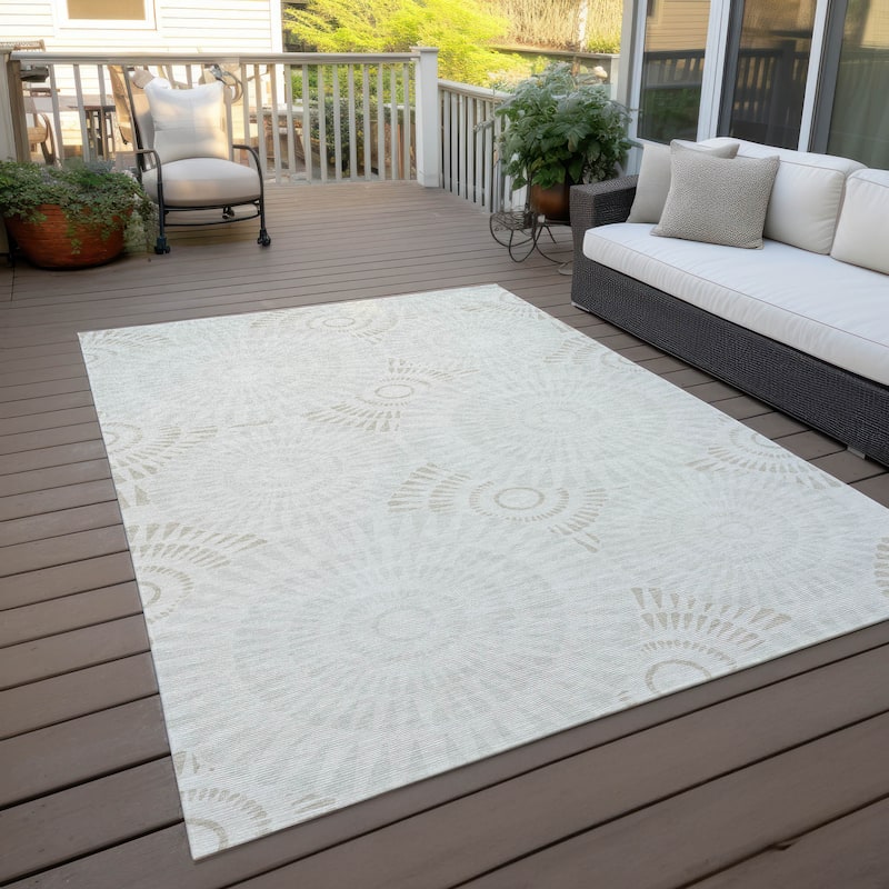 Machine Washable Indoor/ Outdoor Chantille Modern Burst Rug - Ivory - 8' x 10'