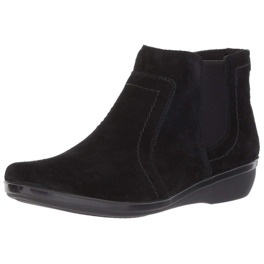 clarks women's everlay leigh ankle bootie
