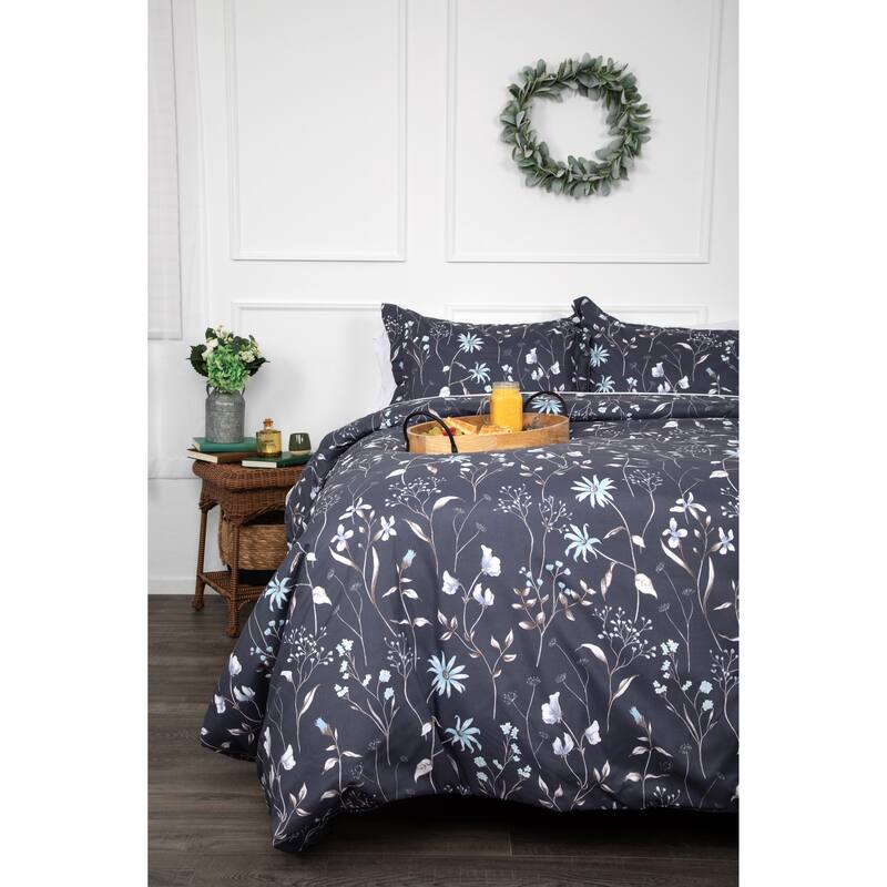 Vilano Plush All Seasons Secret Meadow Down Alternative 3-piece Comforter