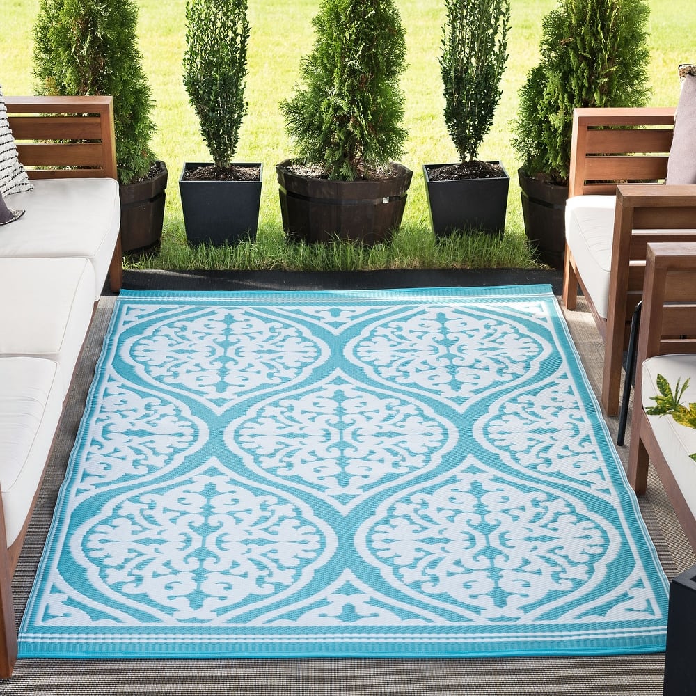 Sundown Beach Floral Indoor/Outdoor Area Rug