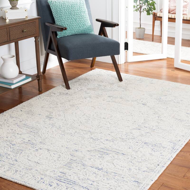 SAFAVIEH Handmade Abstract Torild Medallion Wool Rug - 5' x 8' - Ivory/Blue