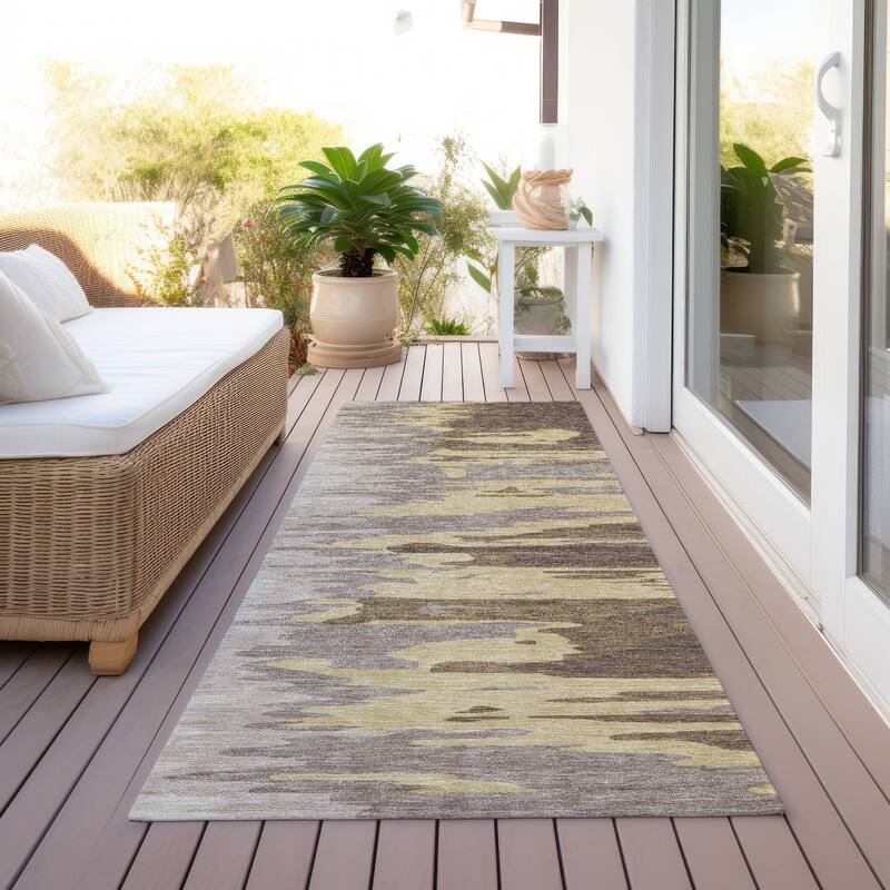 Machine Washable Indoor/ Outdoor Brushstrokes Ombre Chantille Rug