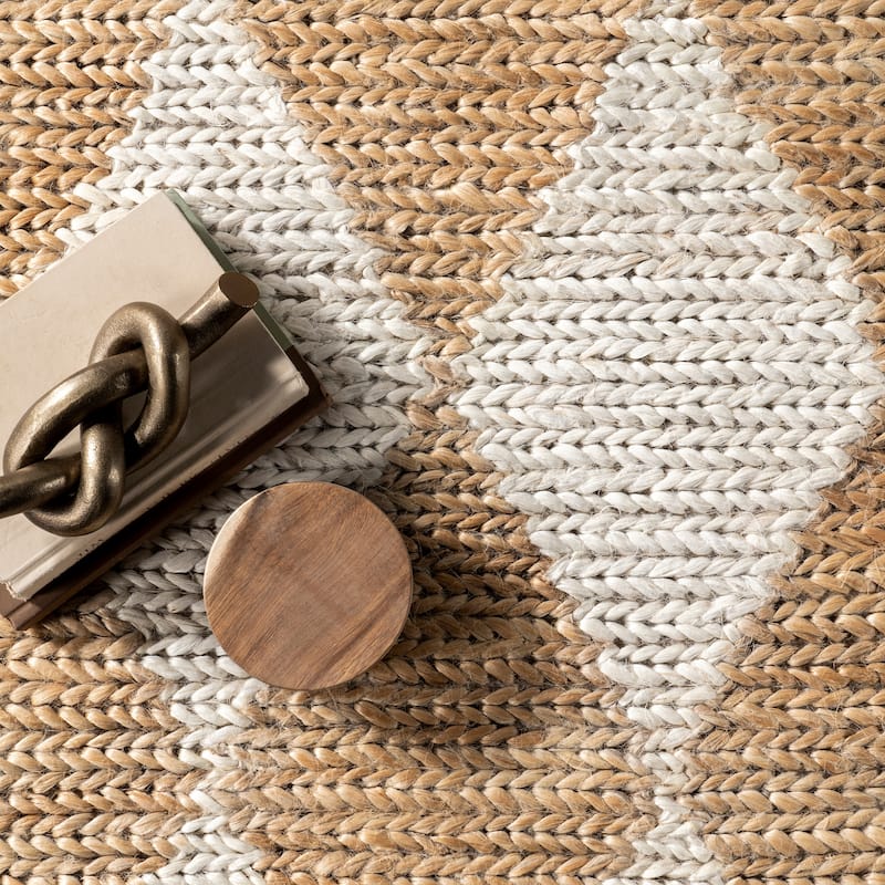 Nuloom Chaya Diamond Striped Jute Blend Area Rug