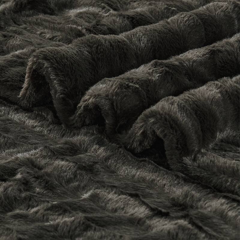 Derby Double Sided Fauxfur Throw