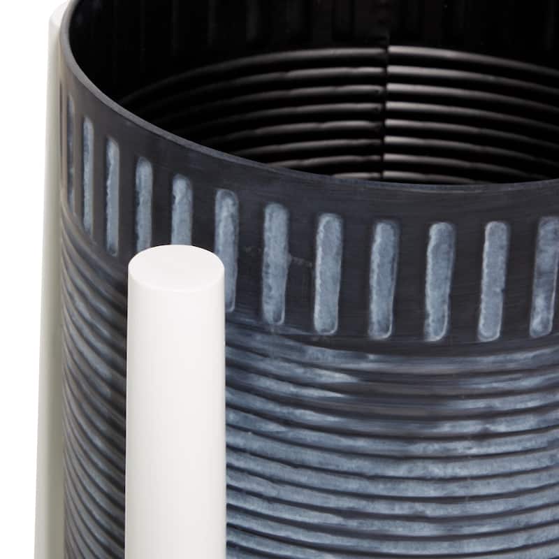 Iron Coastal Planter (Set of 2) - 10 x 10 x 18