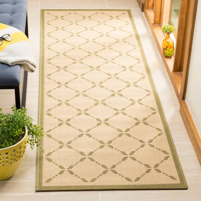 Martha Stewart by SAFAVIEH Arlete Indoor/ Outdoor Waterproof Rug - 2'7" x 8'2" Runner - Cream/Green