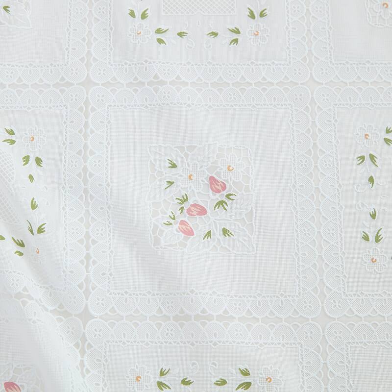 Floral Lace-Inspired 3-Yard Cut-to-fit Vinyl Tablecloth/Table Protector - 54x108