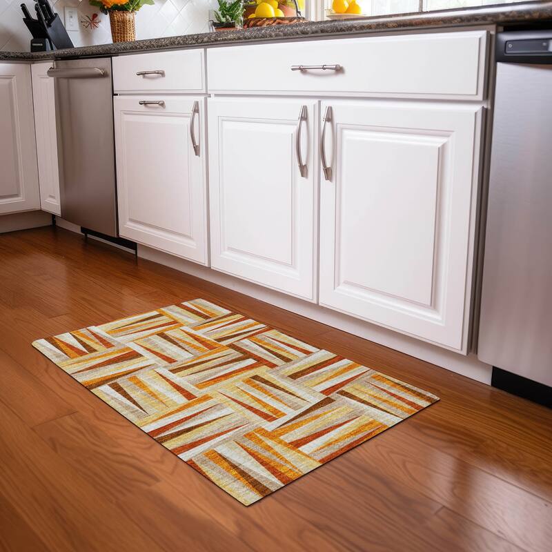Machine Washable Indoor/ Outdoor Contemporary Mosaic Chantille Rug