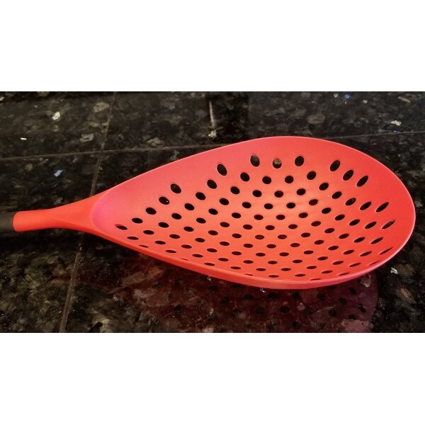 metal colander with long handle