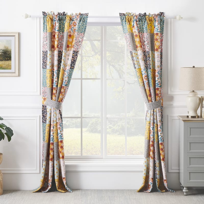 Barefoot Bungalow Carlie Calico Curtian Panels (Set of 2)