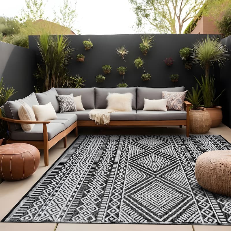 Beverly Rug Reversible Mats Plastic Outdoor Rug for Camping, Patio, Backyard, RV, Picnic, Deck