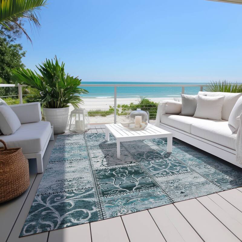Alfifi Patchwork Weather Resistant Timeless Fusion Round Outdoor Rug