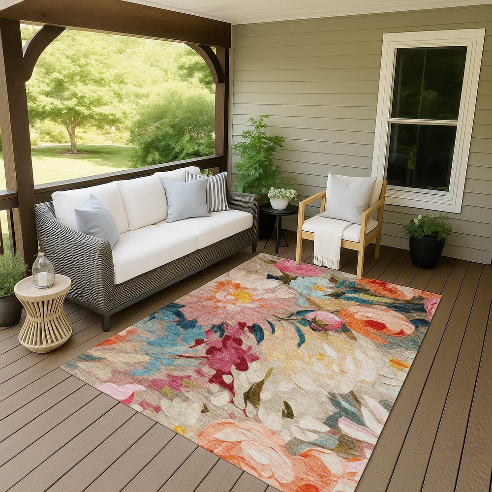Machine Washable Indoor/ Outdoor Watercolor Floral Chantille Rug