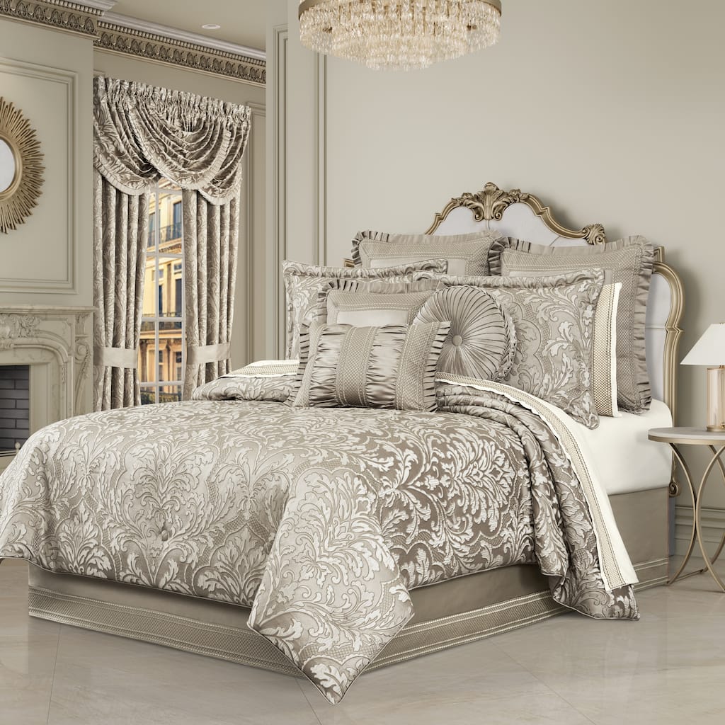J. Queen New York Brunello Flax Comforter Set