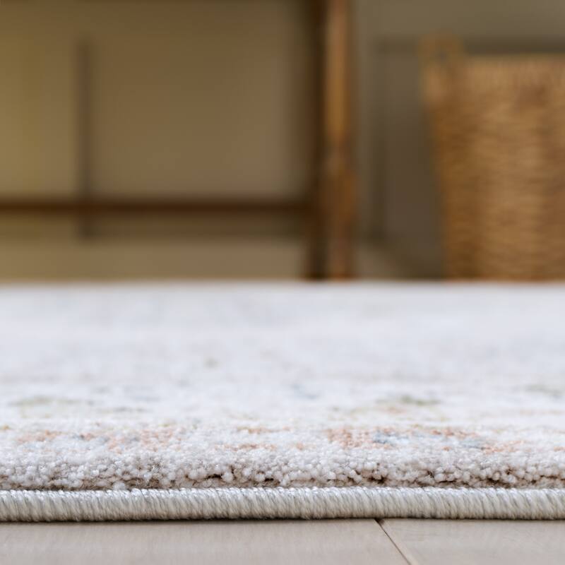 Martha Stewart Rabija Traditional Rug