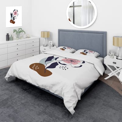 Designart 'Abstract Flowers On Minimal Shapes IV' Modern Duvet Cover Set