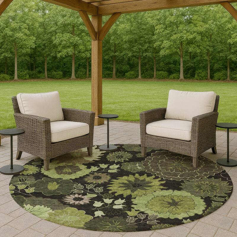 Machine Washable Indoor/ Outdoor Modern Floral Chantille Rug - Green - 8' x 8'