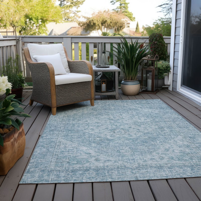 Machine Washable Indoor/ Outdoor Vintage Traditional Chantille Rug