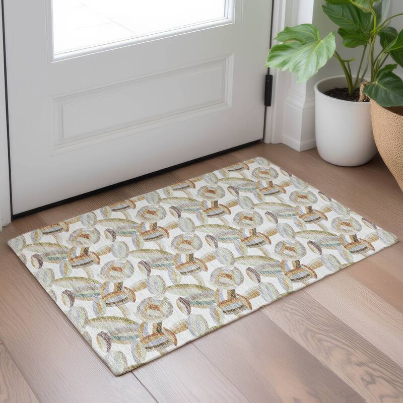 Machine Washable Indoor/ Outdoor Modern Heli Chantille Rug