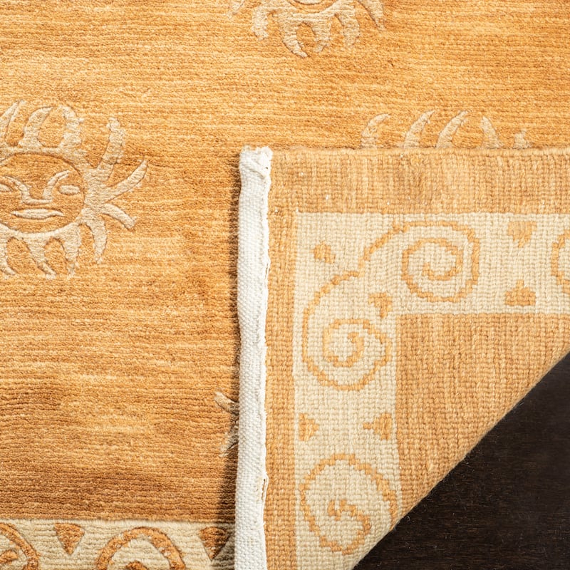 SAFAVIEH Couture Hand-knotted Tibetan Haristina Modern Wool Rug