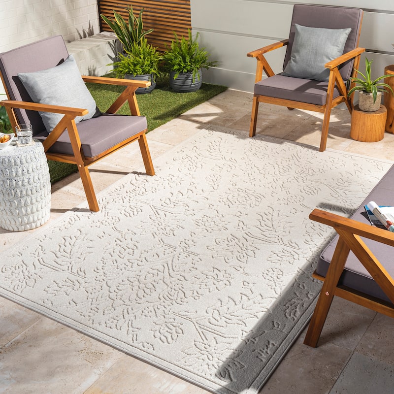 Livabliss Corinth Traditional Area Rug