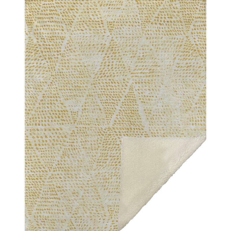Premium Machine Washable Casual Diamond Sherpa Throw Blanket