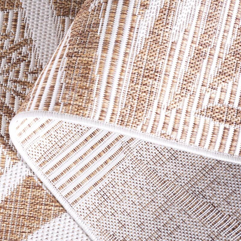 SAFAVIEH Beach House Nassrin Transitional Rug