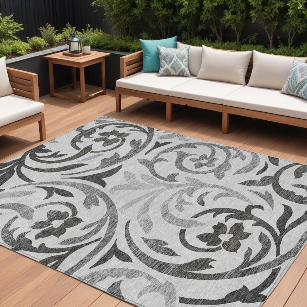 HomeRoots Floral Transitional Rectangle Outdoor Rug
