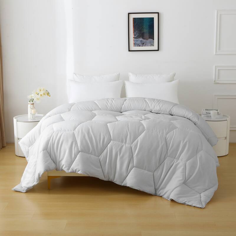 Better Style Home Oversized Microfiber Honeycomb Comforter Insert