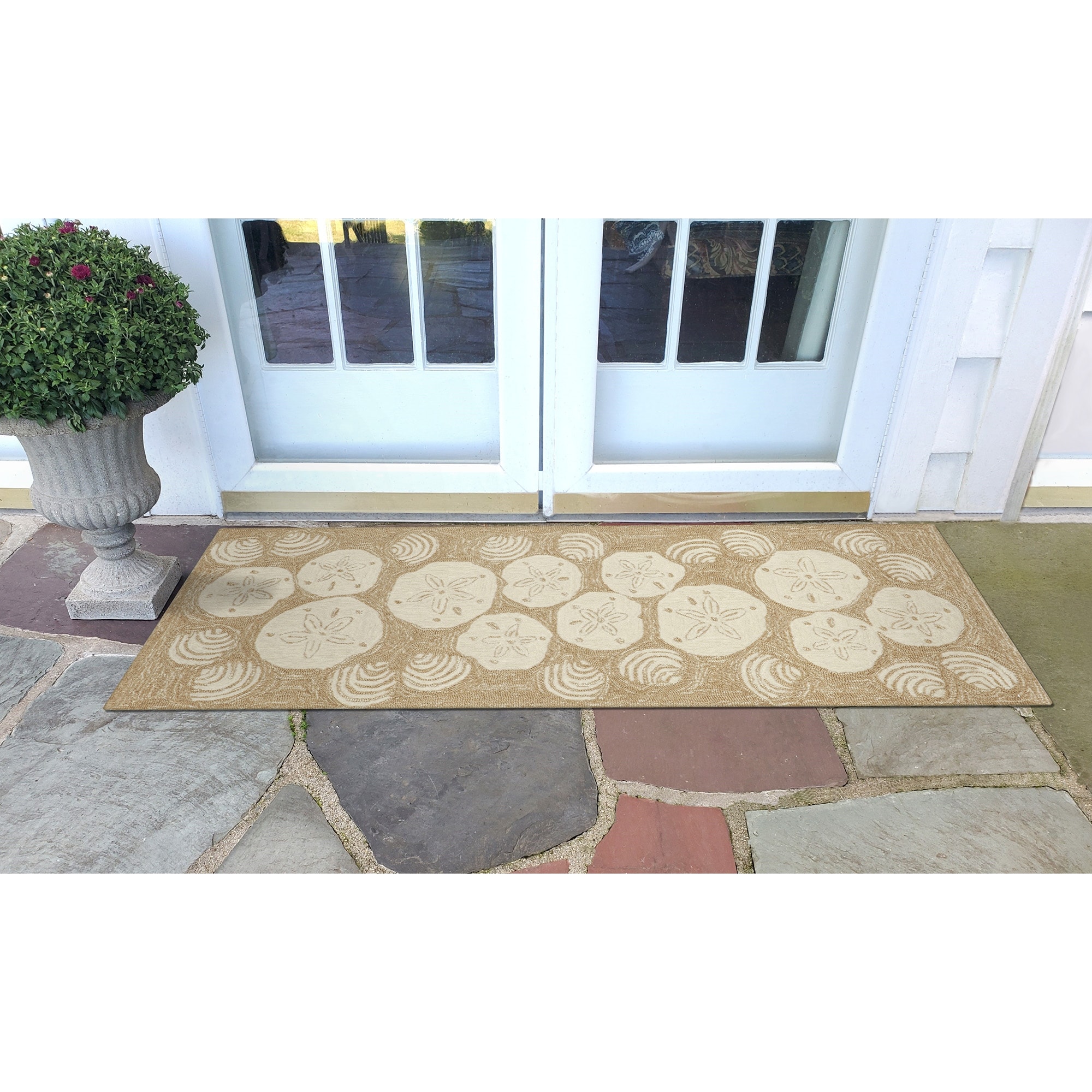 Lush Decor Frontporch Shell Toss Indoor/Outdoor Mat
